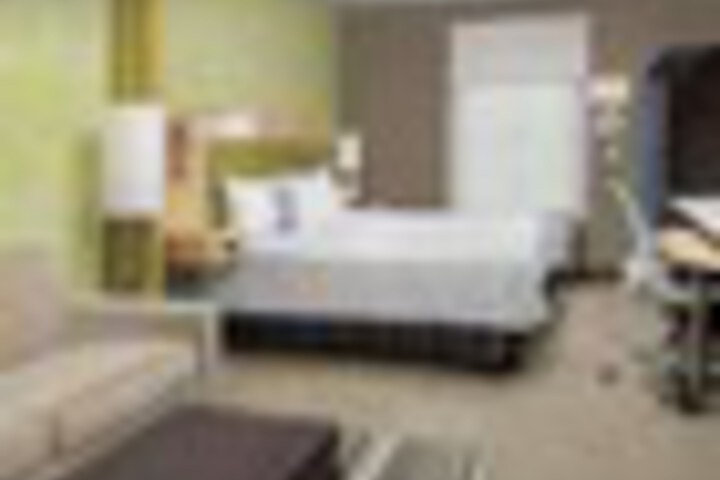 Room 35 of 108