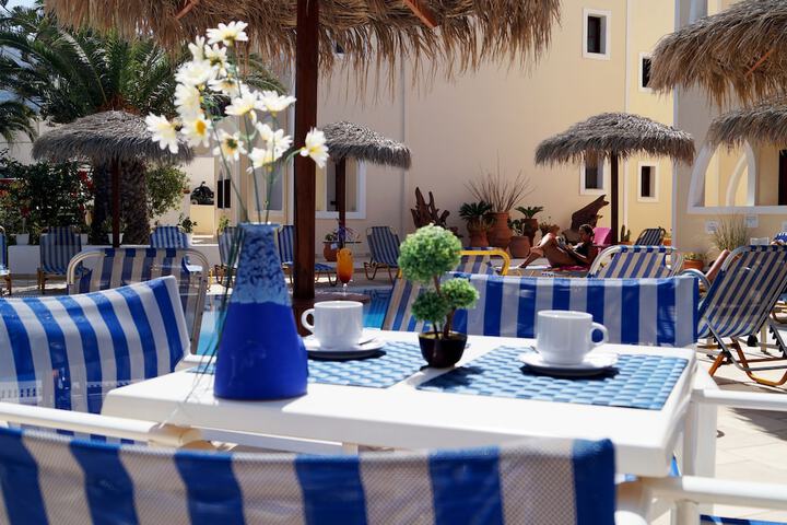 Breakfast/Coffee Service 56 of 73