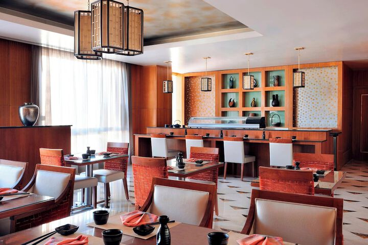 Dining 44 of 73