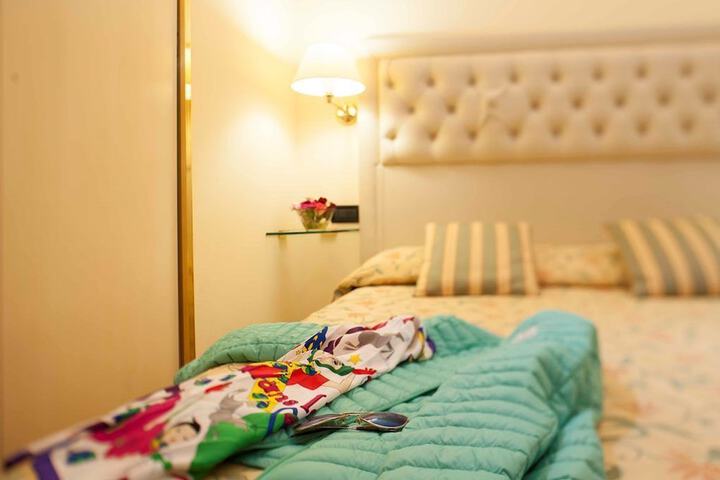 Room 15 of 84