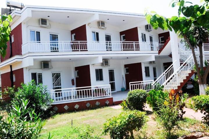 Hotel 6 of 14