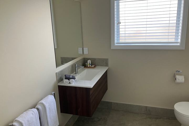 Room 68 of 104
