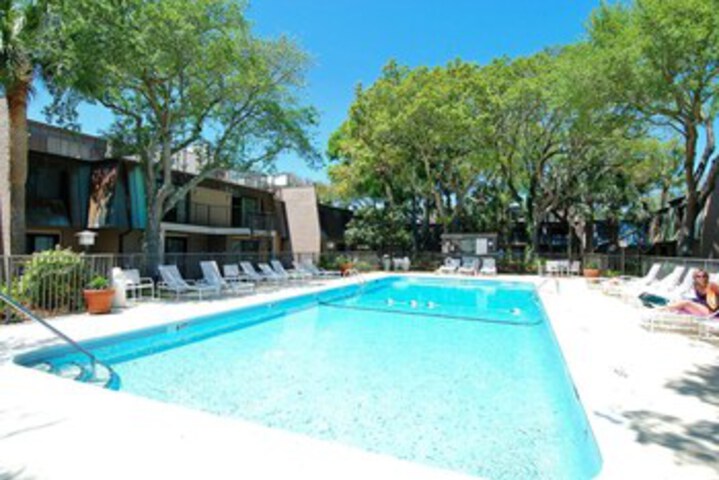 Pool 11 of 28