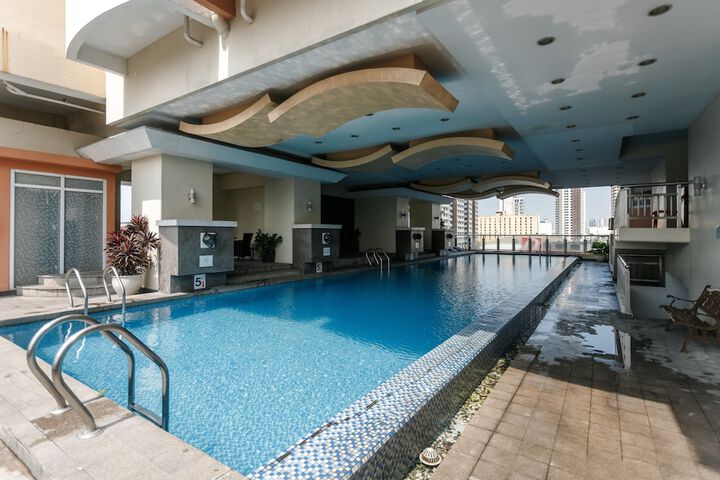 Pool 57 of 78