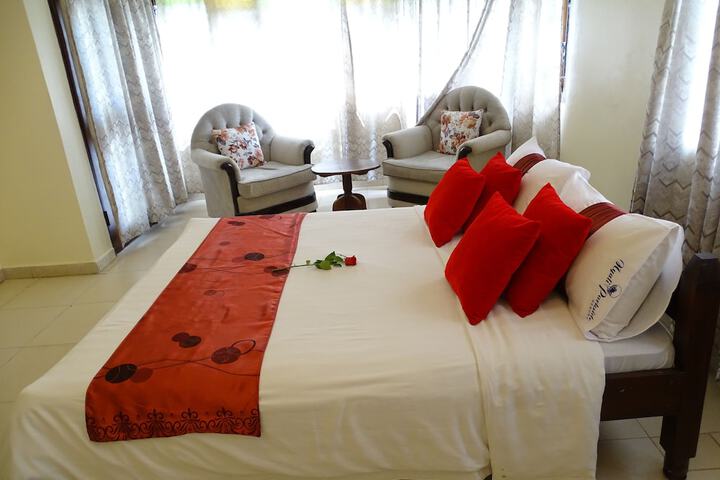 Room 10 of 104