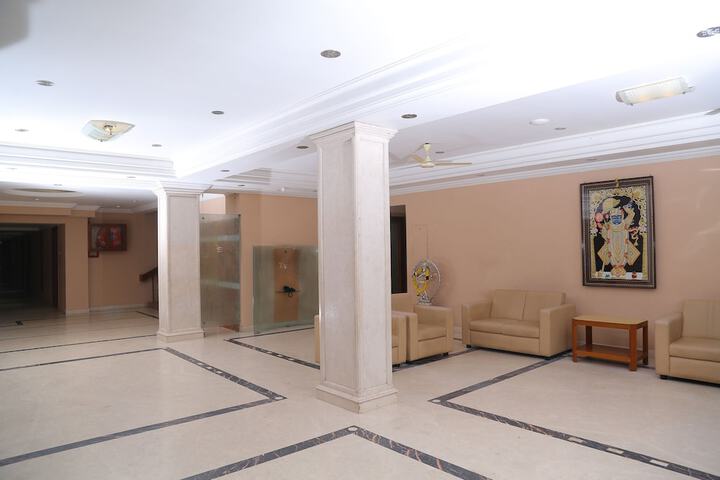 Hotel Interior 8 of 84
