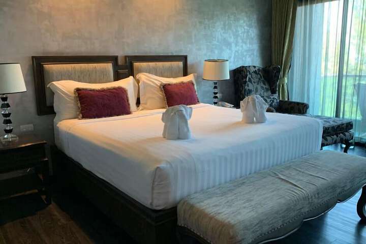 Room 15 of 62