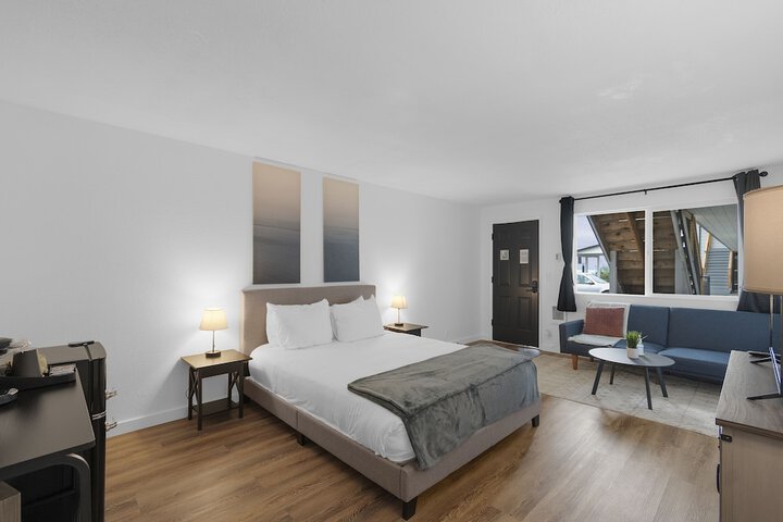 Room 21 of 44