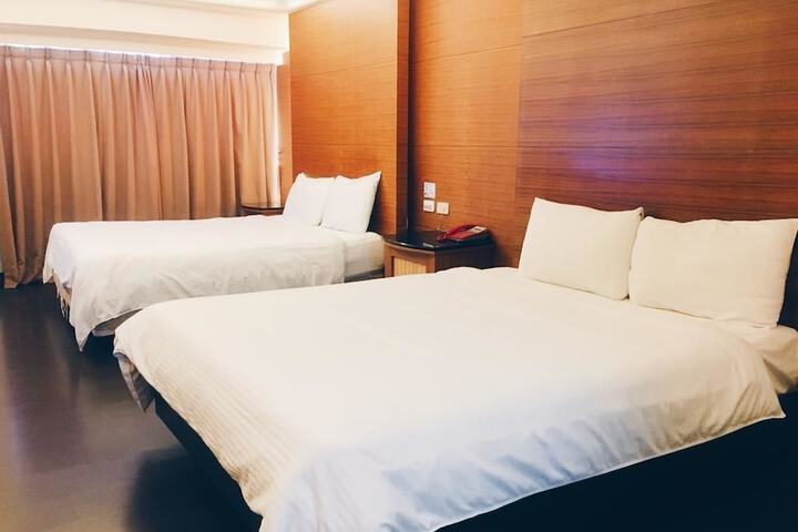 Room 3 of 31