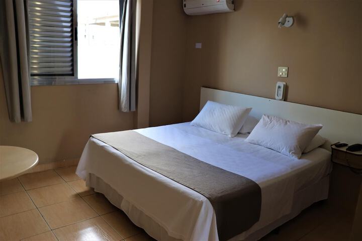 Room 21 of 42