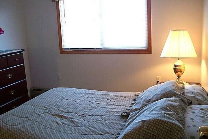 Room 7 of 32