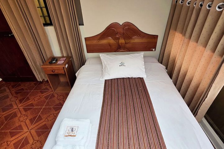Room 7 of 17
