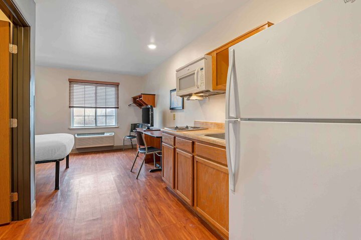 Standard Room, King or Two Doubles (10 of 11)