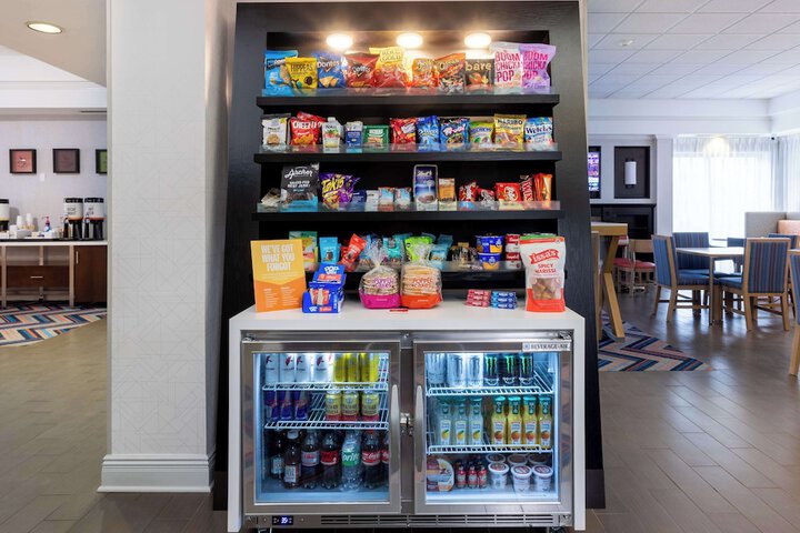 Snack bar