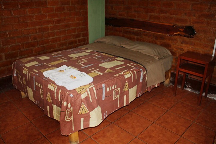 Room 7 of 40