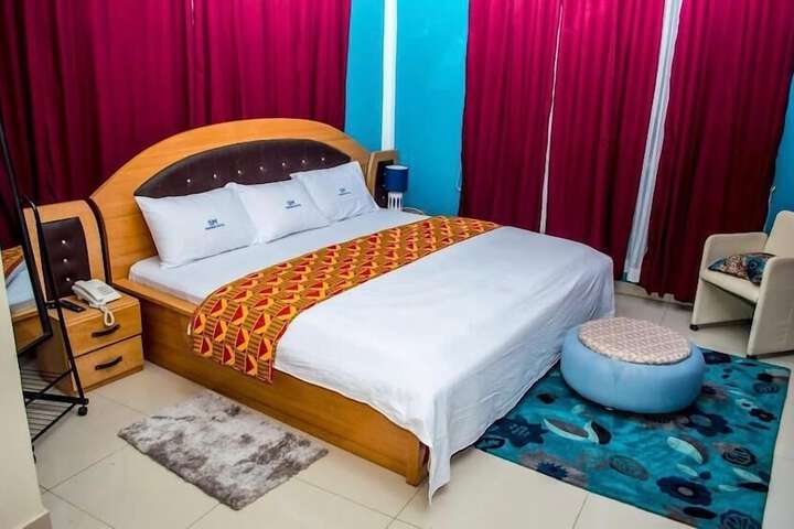 Room 3 of 14