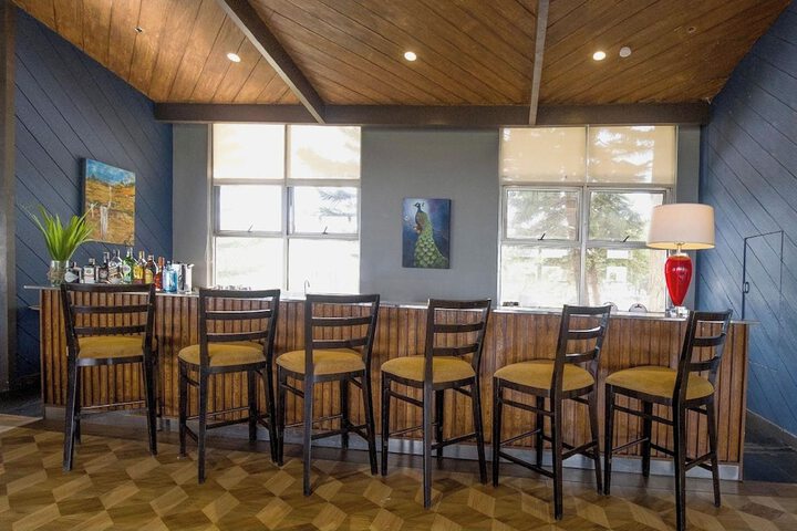 Dining 96 of 130