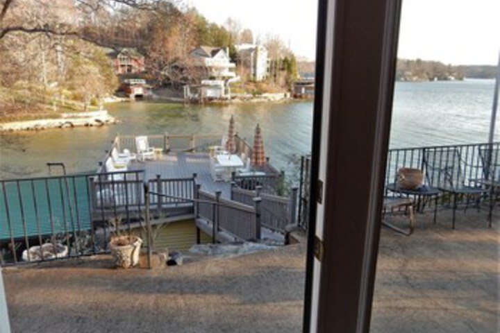 Terrace/Patio 4 of 46