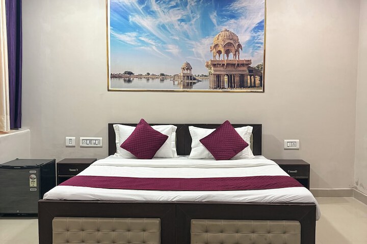 Room 8 of 26
