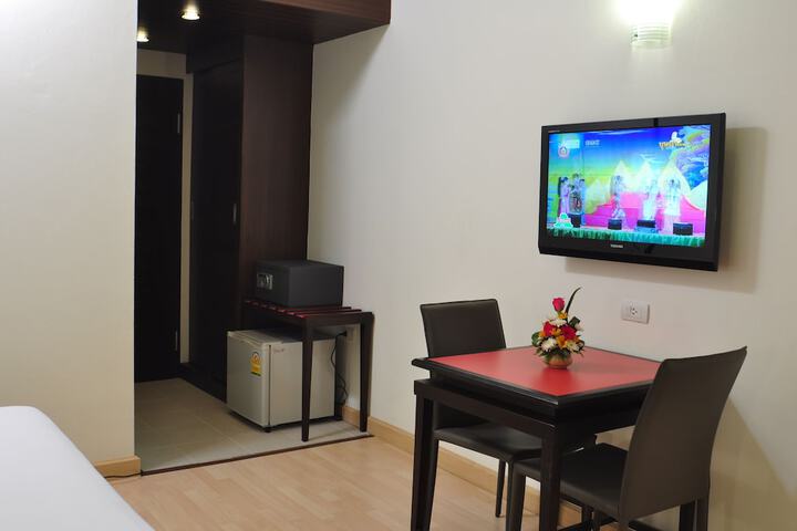 Room 12 of 22