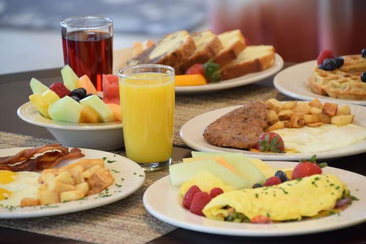 Breakfast area
