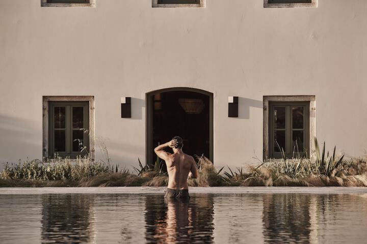 Pool 77 of 155