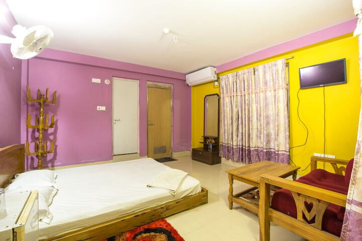 Room 14 of 38