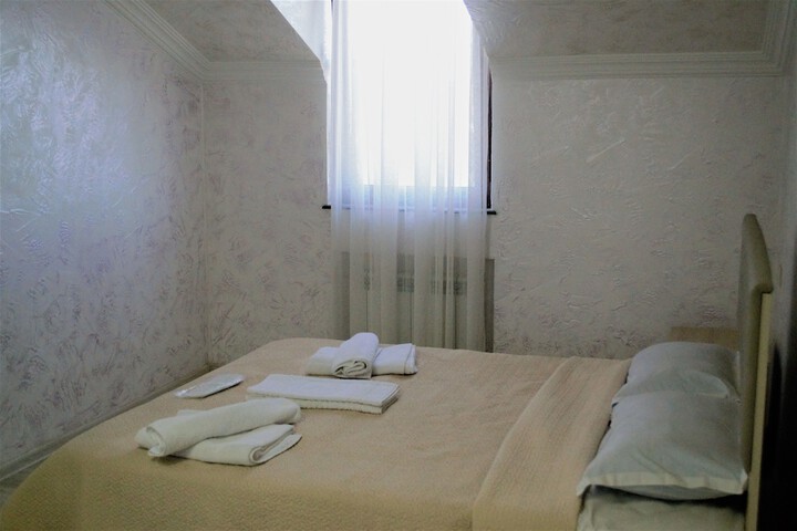 Room 60 of 66