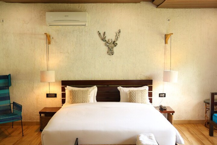 Room 5 of 35