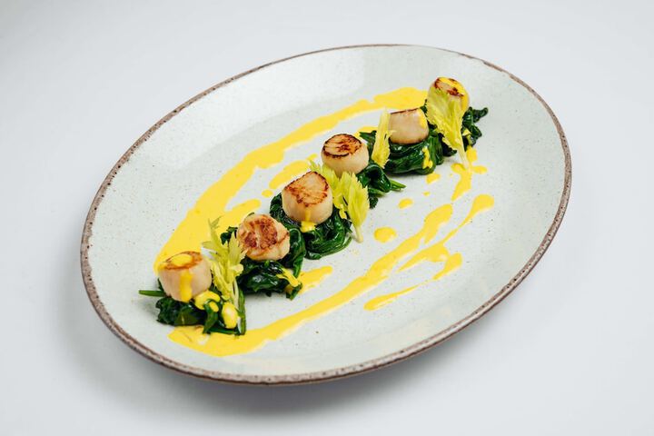 Dining 92 of 219