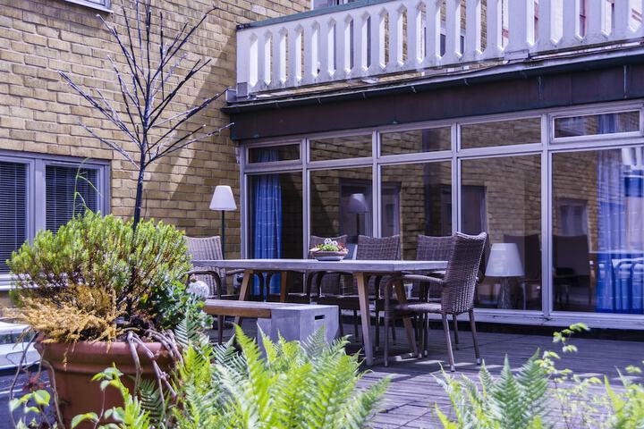 Terrace/Patio 59 of 61