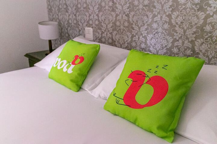 Room 8 of 40