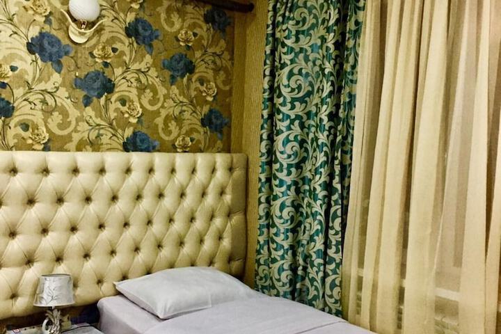 Room 38 of 53