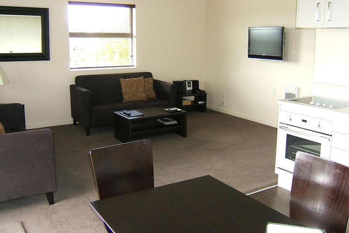 Room 15 of 19