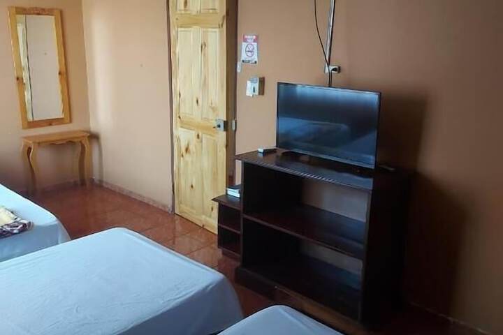 Room 4 of 38