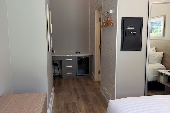 Room 49 of 116