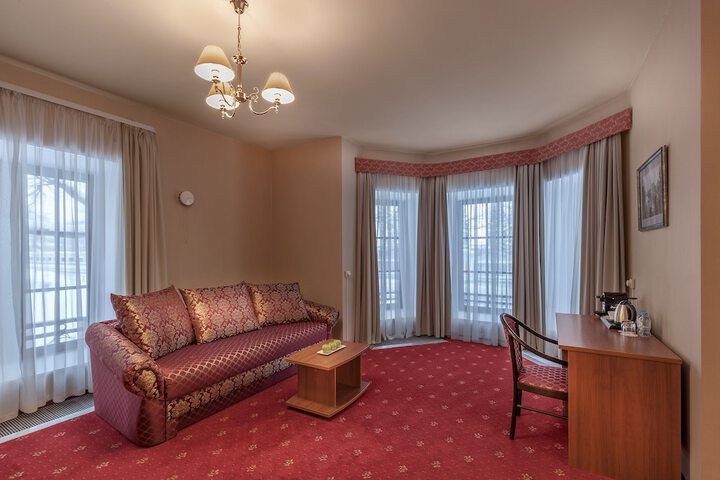 Room 7 of 46