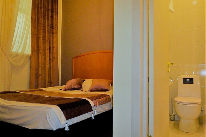 Room 7 of 21