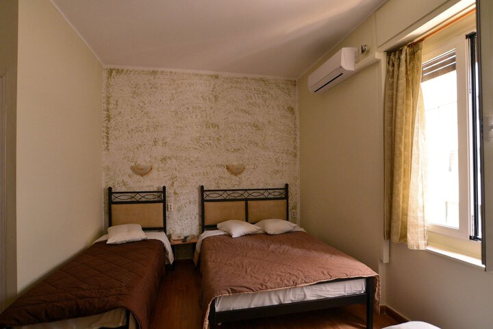 Room 20 of 35