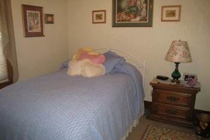 Room 7 of 13