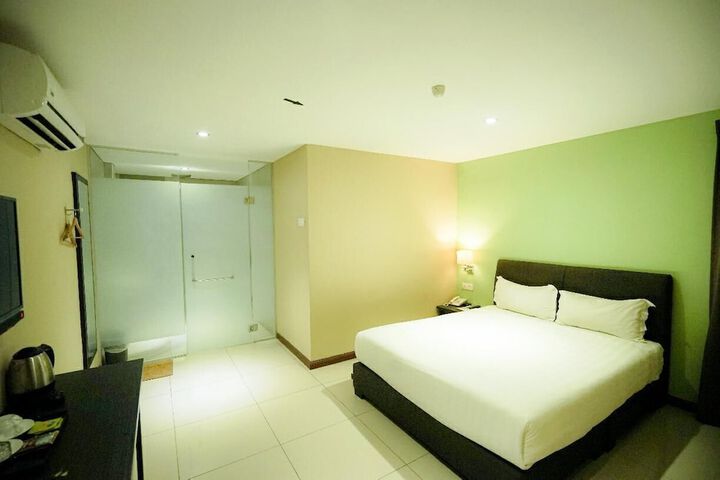 Room 15 of 75