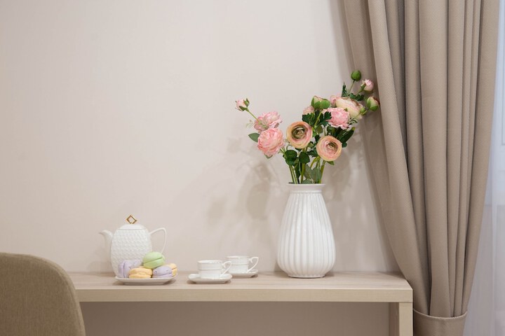 Room 27 of 61