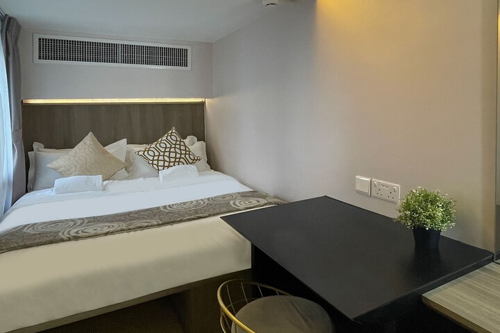 Room 56 of 180