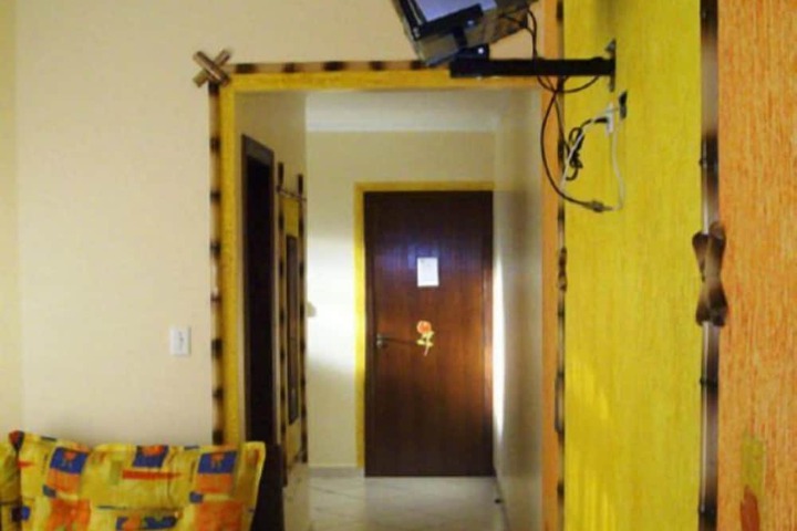Room 33 of 57