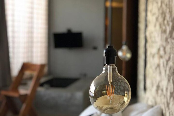 Room 14 of 42