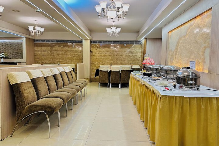 Dining 107 of 134