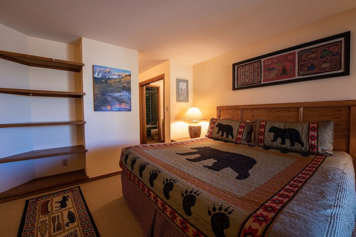 Room 4 of 29