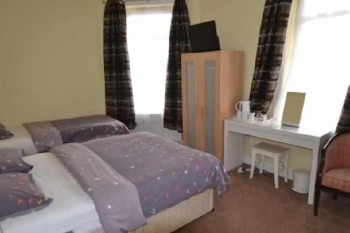 Room 7 of 29