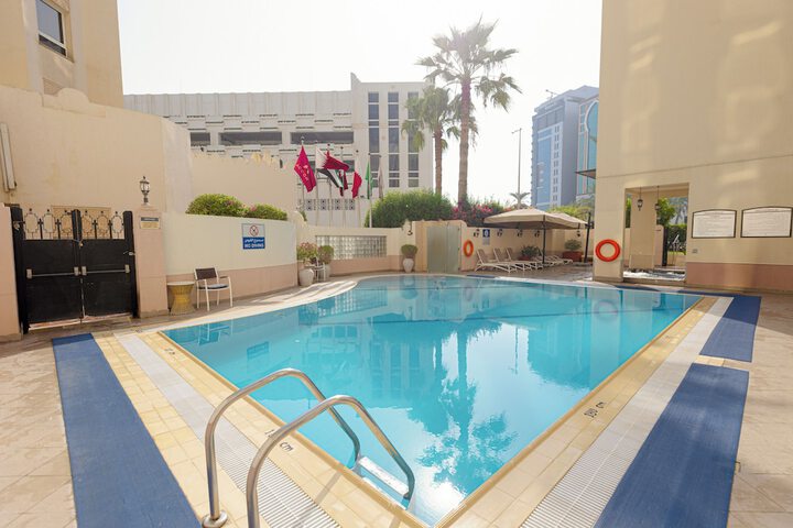 Pool 64 of 108