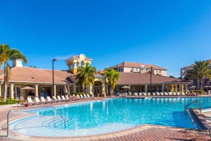 Pool 80 of 137